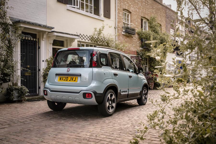  Fiat Panda Hybrid Launch Edition (319) 2020 года  (UK) (фото 26 из 40)